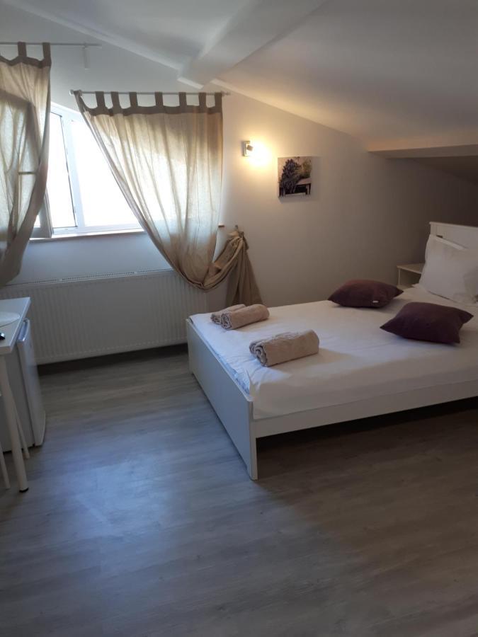 Top Style Villa Bragadiru Номер фото
